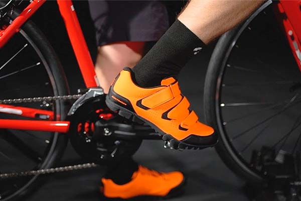 ¿Cómo funcionan los pedales automáticos para bicicletas de montaña o de carretera? Trek Bikes lo explica