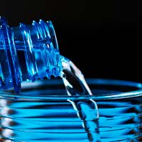 Cinco reglas de oro para hidratarse de forma correcta encima de la bicicleta