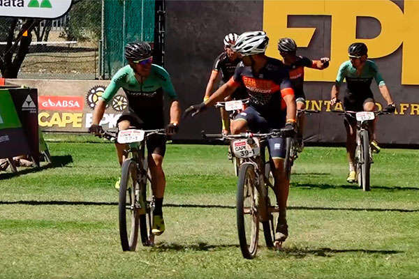 La cuarta etapa de la Absa Cape Epic 2018 con José Antonio Hermida y Joaquim "Purito" Rodríguez (Merida Factory Racing Team)