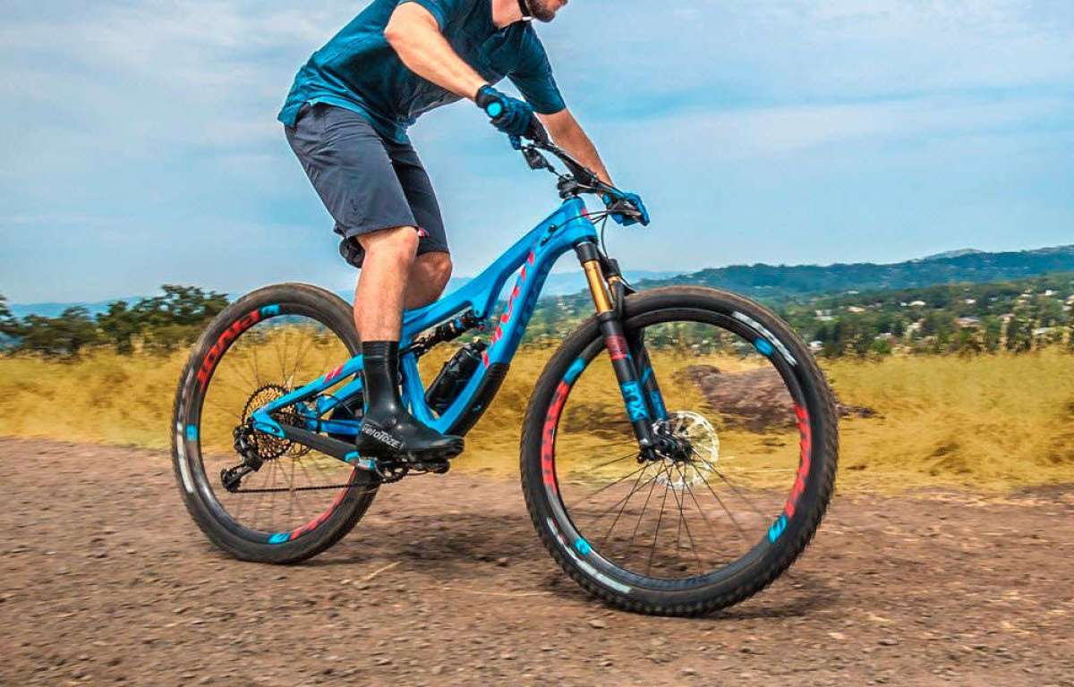 En TodoMountainBike: Adiós al frío en los pies con los cubrebotas fabricados en látex de veloToze