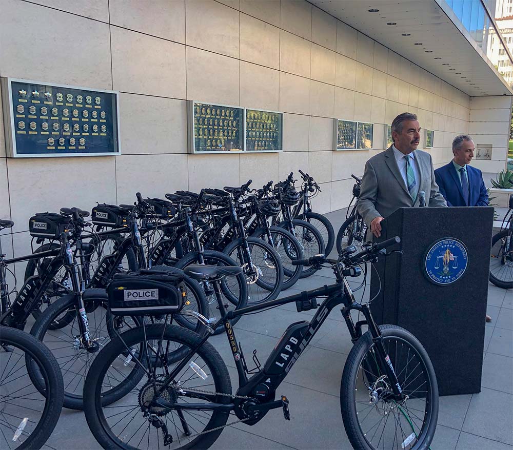 En TodoMountainBike: El Departamento de Policía de Los Ángeles (LAPD) estrena una flota de 20 bicicletas eléctricas de Bulls