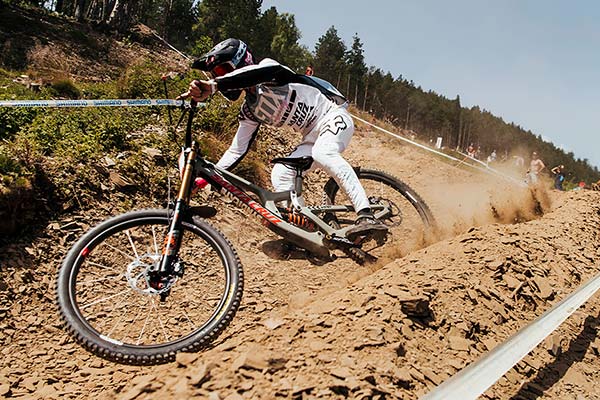 El descenso ganador de Loris Vergier en la Copa del Mundo DHI 2018 de Vallnord