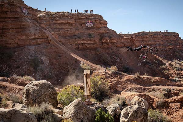 Las líneas ganadoras del Red Bull Rampage 2018: Brett Rheeder, Andreu Lacondeguy y Ethan Nell