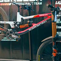 Todos los detalles de la Saracen Myst de Danny Hart, explicados por el propio corredor