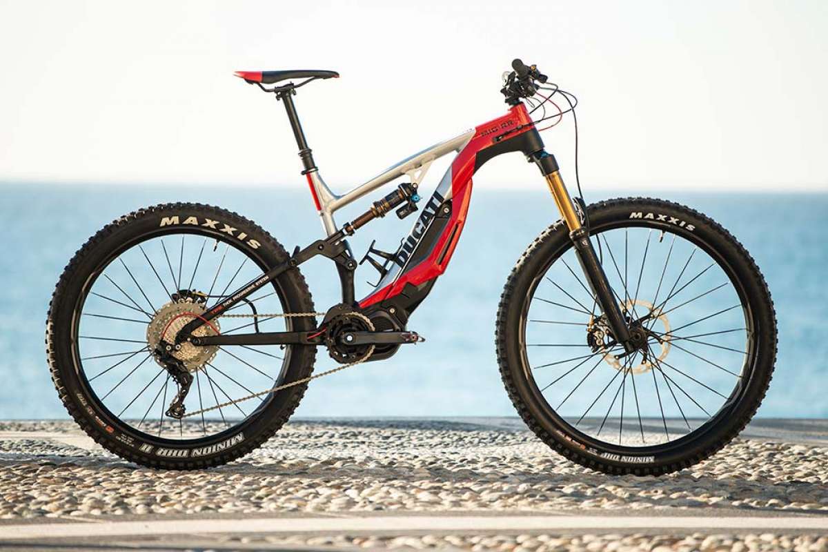 En TodoMountainBike: Ducati se estrena en el mundo de las bicicletas eléctricas con la MIG-RR, una agresiva e-MTB de Enduro