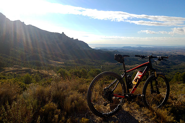 La foto del día en TodoMountainBike: "Subida al Espino"
