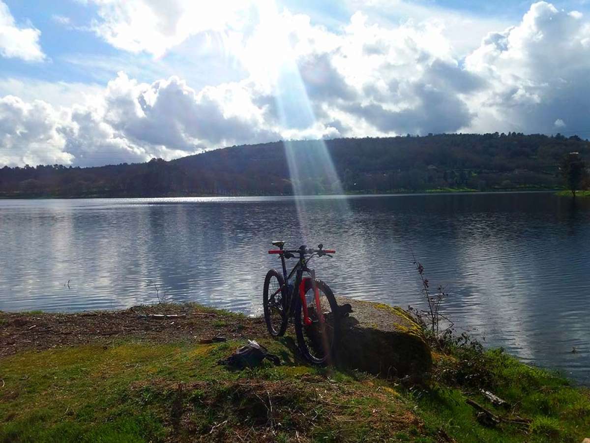 La foto del día en TodoMountainBike: "Rayo de luz"