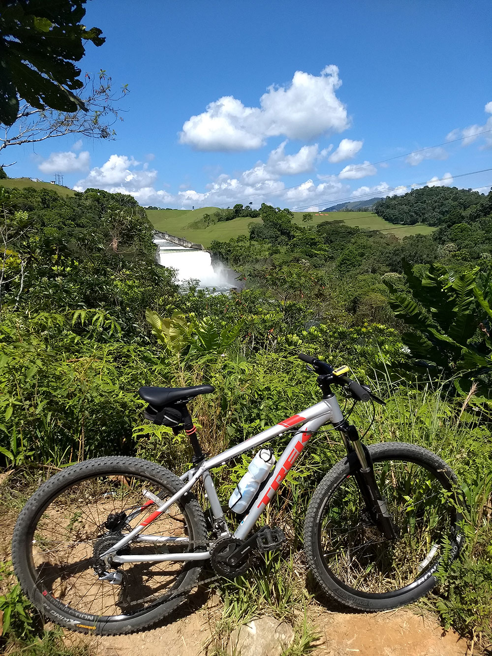 La foto del día en TodoMountainBike: "Embalse de Playas"