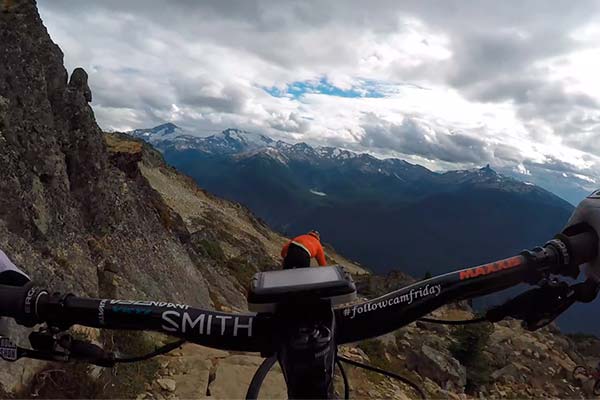 Sesión de Freeride en 4K por el Whistler Bike Park con Nate Hills y Ariel Lindsley