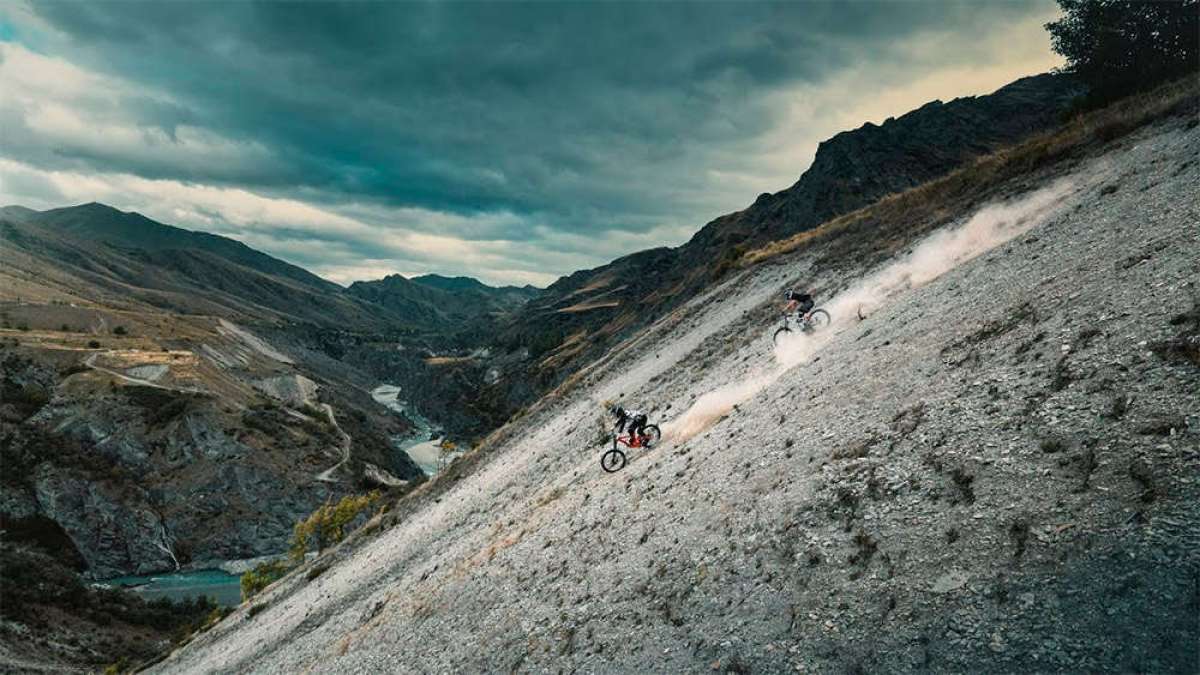 En TodoMountainBike: Freeride sobre pedales en Nueva Zelanda con Antoine Buffart y Olivier Cuvet