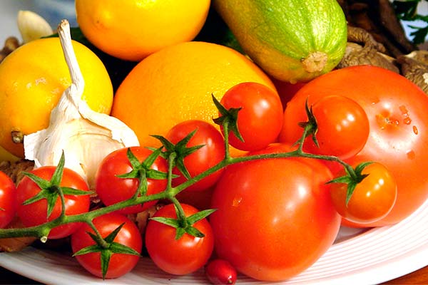 ¿Qué comer después de los excesos de las vacaciones? Nada mejor que las frutas y verduras de temporada