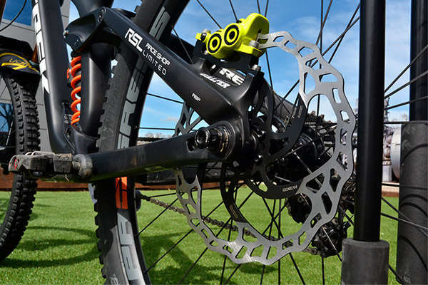 ¿Cómo montar discos de freno hasta 40 milímetros más grandes? Con los adaptadores de Galfer Bike