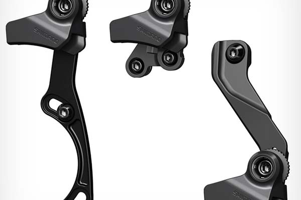 Adiós a los sustos con la cadena con los tres guiacadenas del grupo Shimano XTR M9100 de 2019
