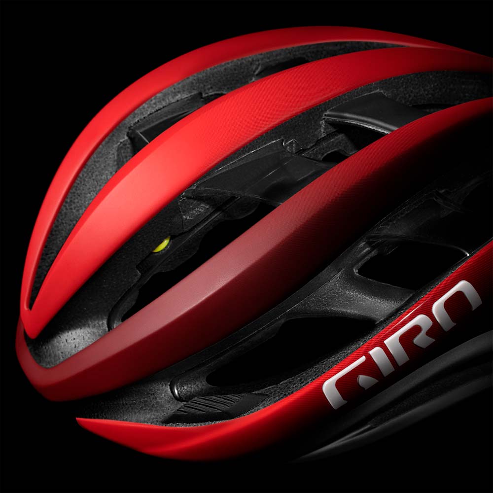 En TodoMountainBike: Giro Aether, el primer casco con tecnología MIPS Spherical para ciclistas de carretera y XC/Maratón