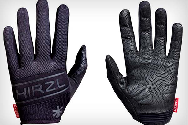 Hirzl actualiza los guantes Grippp Comfort, ahora en versión 'Full Black'
