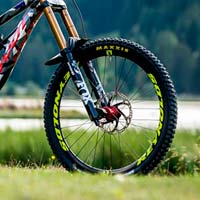 El grupo Hayes Performance Systems compra la marca de ruedas Reynolds