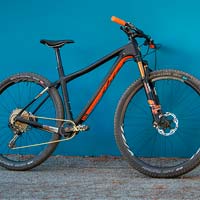 Ibis DV9, una rígida XC de carbono para competir y para lo que haga falta