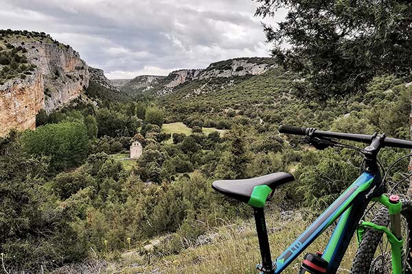La foto del día en TodoMountainBike: "Casuar y el Riaza"
