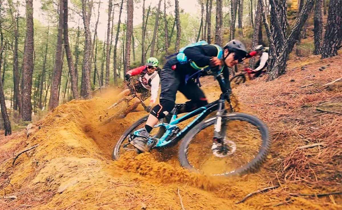 En TodoMountainBike: Rodando por la región francesa de La Provenza con los pilotos del KS Team