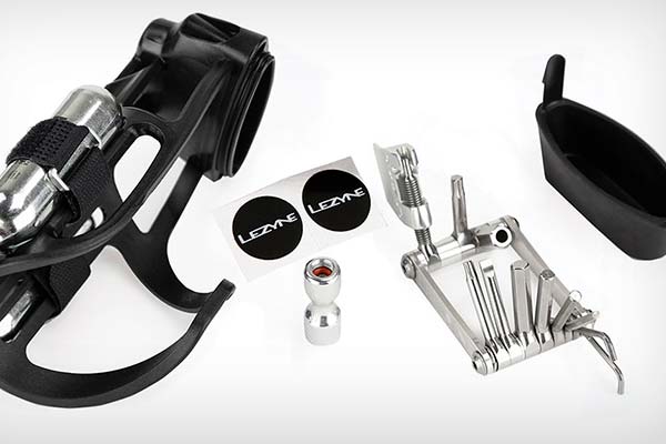 Lezyne Flow Storage Cage, un portabidón con compartimento integrado para herramientas