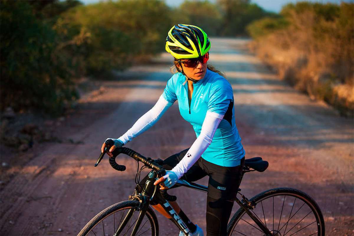 En TodoMountainBike: Manguitos Bontrager UV Sunstop para decir adiós a las marcas de bronceado en los brazos