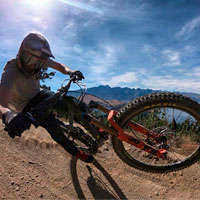 Rodando por el Queenstown Bike Park (Nueva Zelanda) con Matt Jones