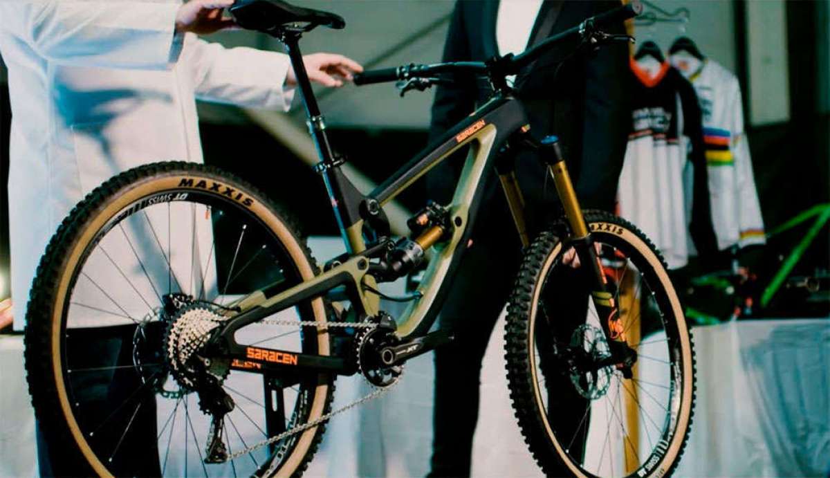 En TodoMountainBike: La Saracen Ariel LT de 2018 en acción con Matt Walker