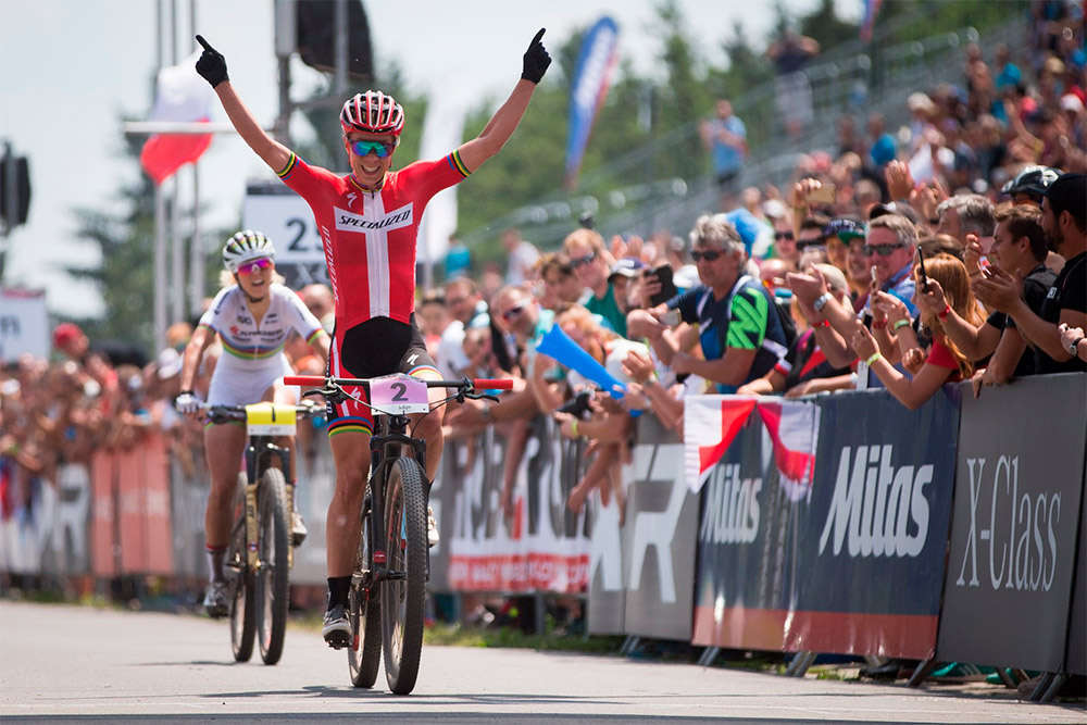 En TodoMountainBike: Las mejores imágenes de la Copa del Mundo XCO 2018 de Nové Město