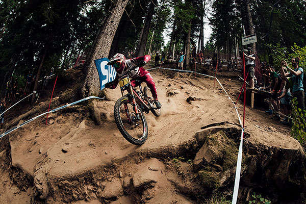 Los momentos más salvajes de la Copa del Mundo DHI 2017, según Red Bull