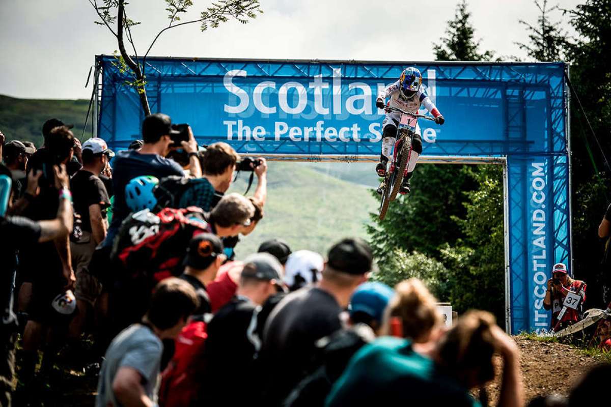 En TodoMountainBike: Los mejores momentos de la Copa del Mundo DHI 2018 de Fort William