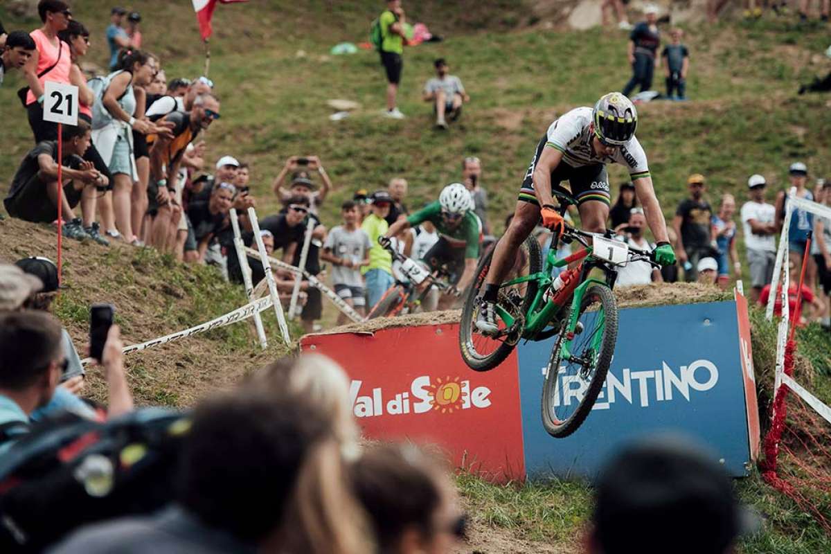 En TodoMountainBike: Los mejores momentos de la Copa del Mundo XCO 2018 de Val di Sole