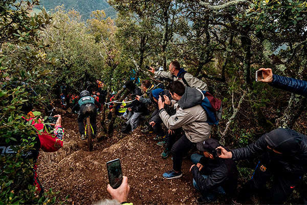 Los mejores momentos de las Enduro World Series 2018 de Olargues (Francia)