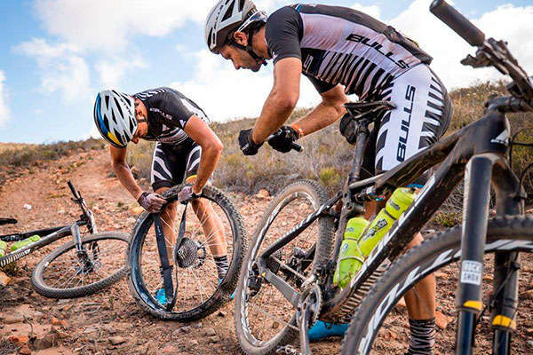 Los mejores momentos de la primera etapa de la Absa Cape Epic 2018