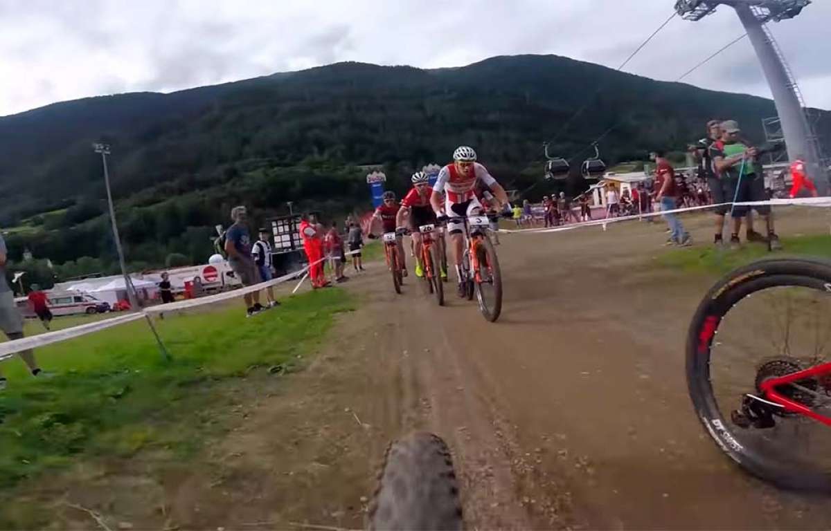 El Short Track de la Copa del Mundo XCO 2018 de Val di Sole desde la bicicleta de Nino Schurter
