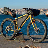 Nordest Sardinha, una bicicleta aventurera con geometría moderna y cuadro indestructible de acero