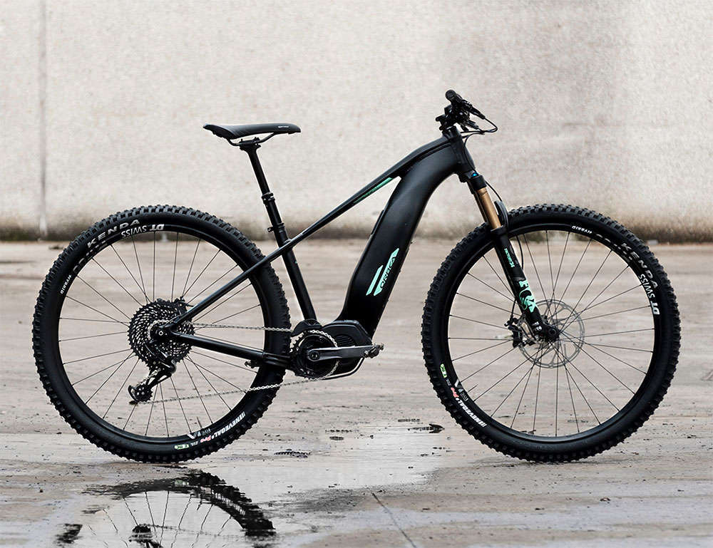 En TodoMountainBike: Batería integrada, geometría específica y doble tamaño de rueda para la rediseñada Orbea Wild HT de 2018