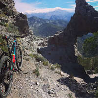 La foto del día en TodoMountainBike: "La Orbeatxu asomada a Sierra Nevada"