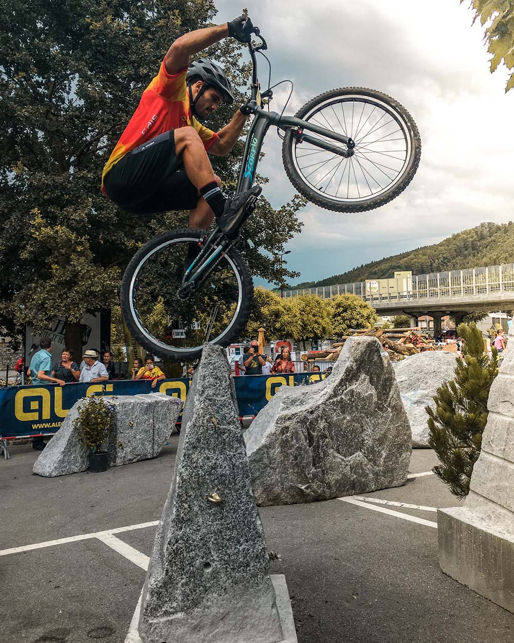 En TodoMountainBike: Pol Tarrés se lleva la medalla de bronce en el Campeonato de Europa de Trial UCI 2018