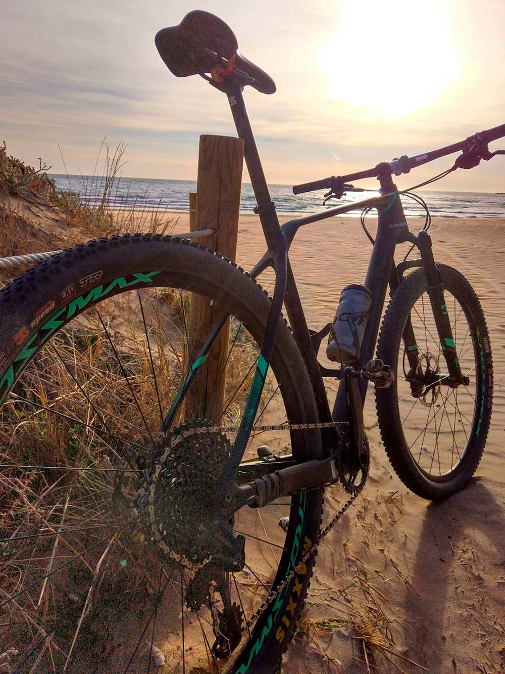 En TodoMountainBike: La foto del día en TodoMountainBike: "Port Ginesta"