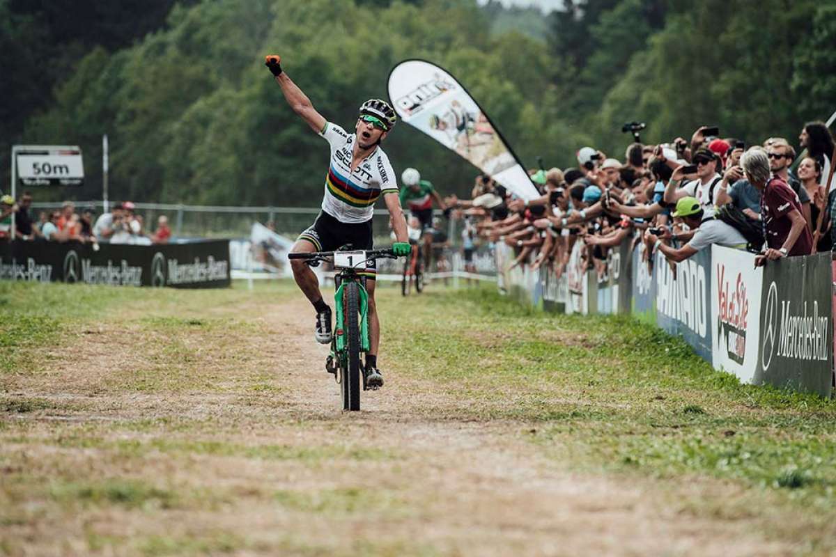 En TodoMountainBike: ¿Cuánto dinero ganan los primeros clasificados de una Copa del Mundo de XCO o DHI en 2018?