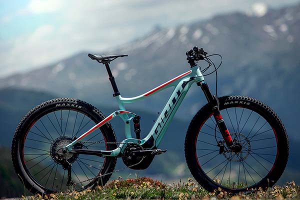 La Giant Stance E+ de 2019 en acción