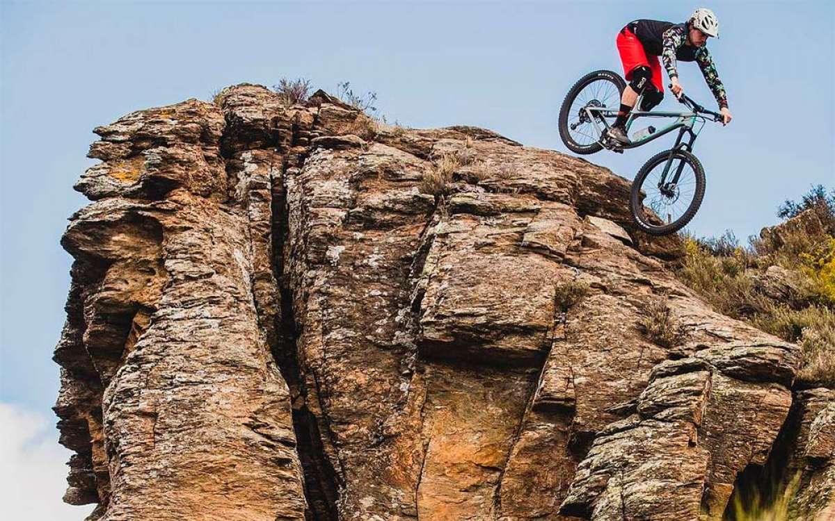 En TodoMountainBike: La Kona Big Honzo de 2019 en acción