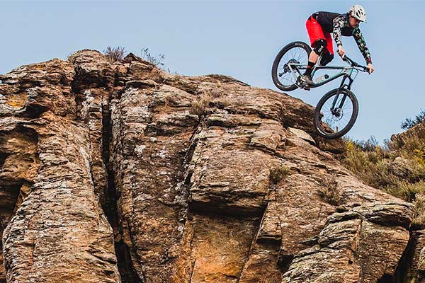 La Kona Big Honzo de 2019 en acción