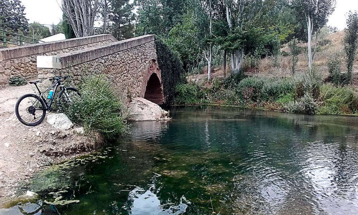 La foto del día en TodoMountainBike: "Puente romano de Riofrío"