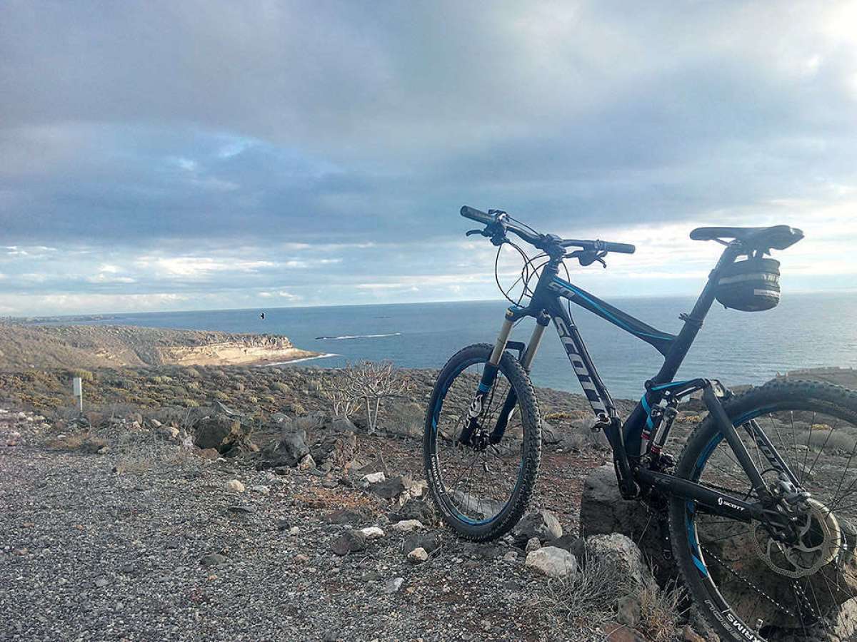 La foto del día en TodoMountainBike: "Tormenta en Tenerife"