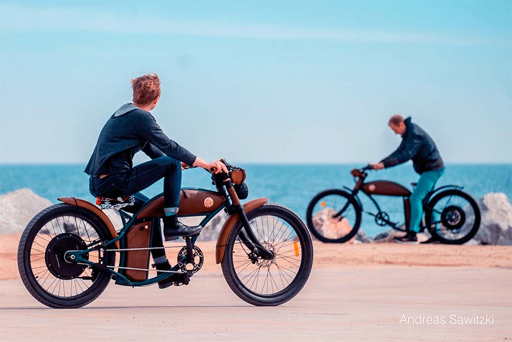 En TodoMountainBike: Raybolt Cruzer, una sorprendente bicicleta eléctrica con estética de motocicleta clásica