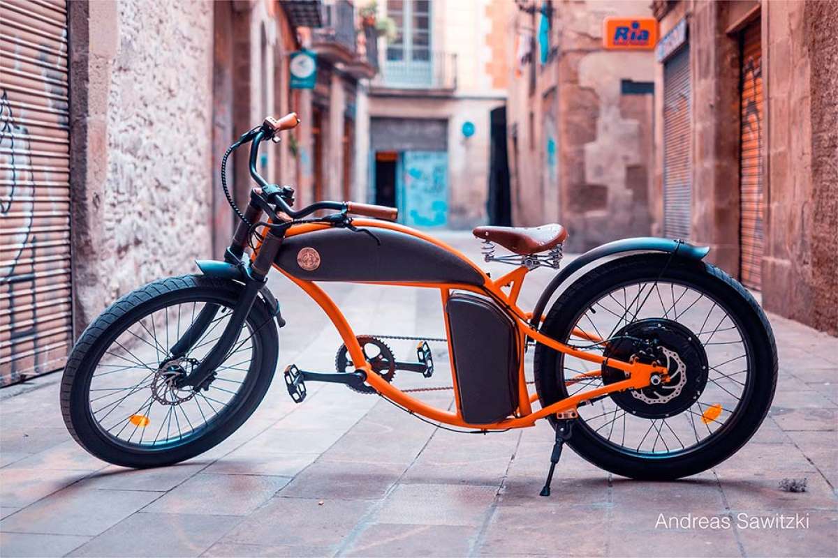 En TodoMountainBike: Raybolt Cruzer, una sorprendente bicicleta eléctrica con estética de motocicleta clásica