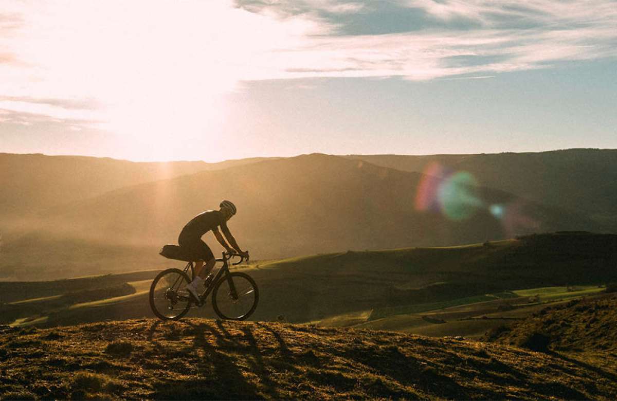 En TodoMountainBike: Un día de aventura con la Orbea Gain All Road
