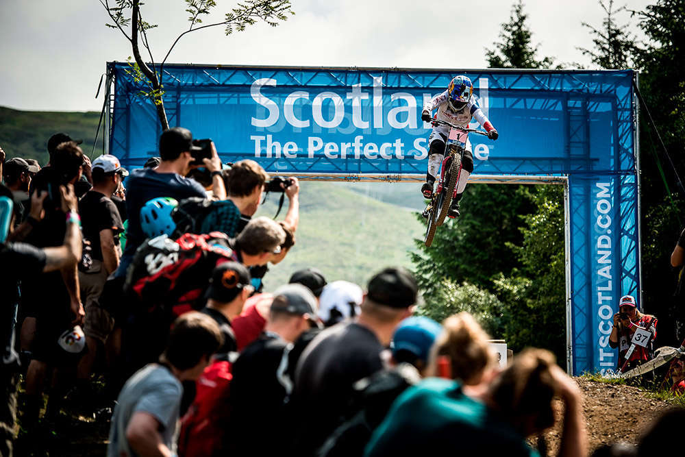 En TodoMountainBike: Amaury Pierron y Tahnée Seagrave, los más rápidos en la Copa del Mundo DHI 2018 de Fort William