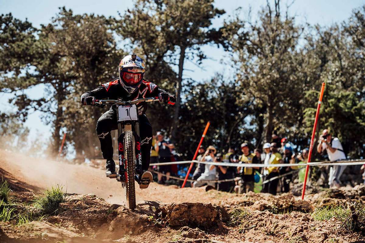 En TodoMountainBike: La Copa del Mundo UCI DHI 2018 arranca en Lošinj con victoria para Aaron Gwin y Myriam Nicole